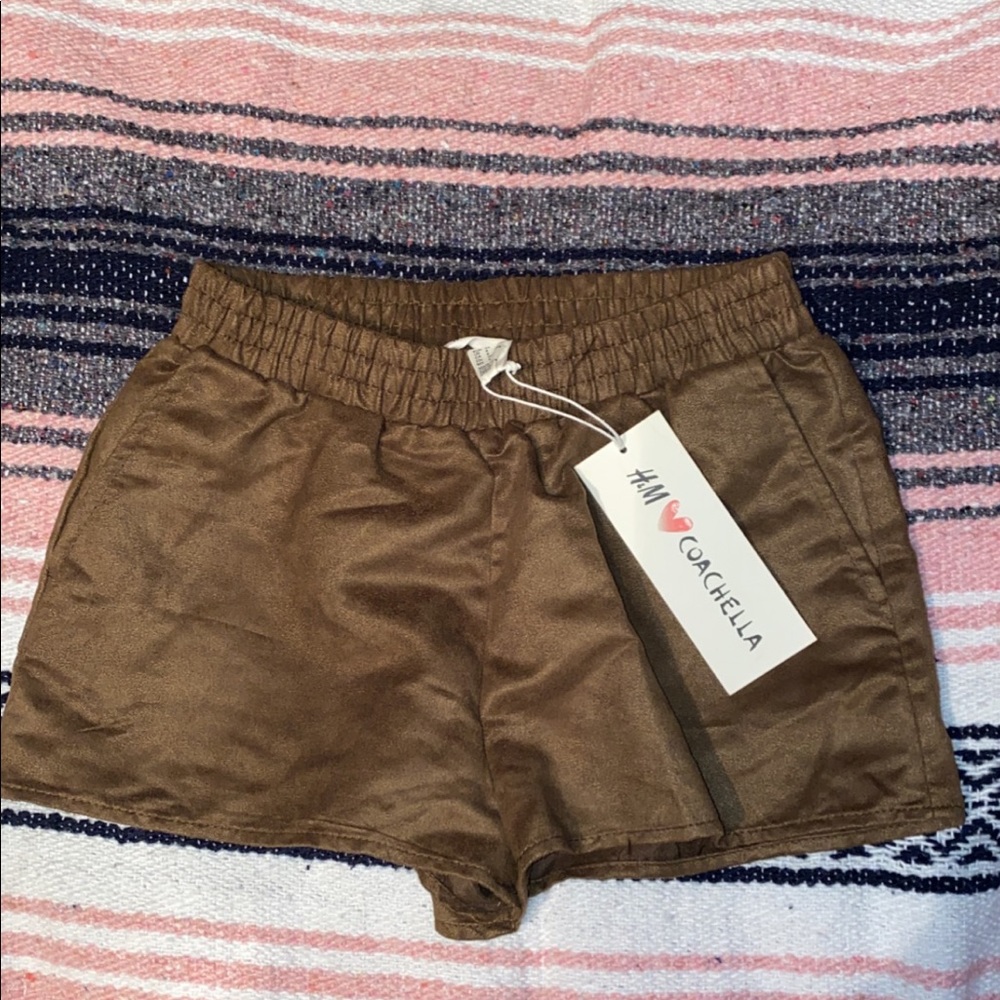 Brown suede shorts - 4